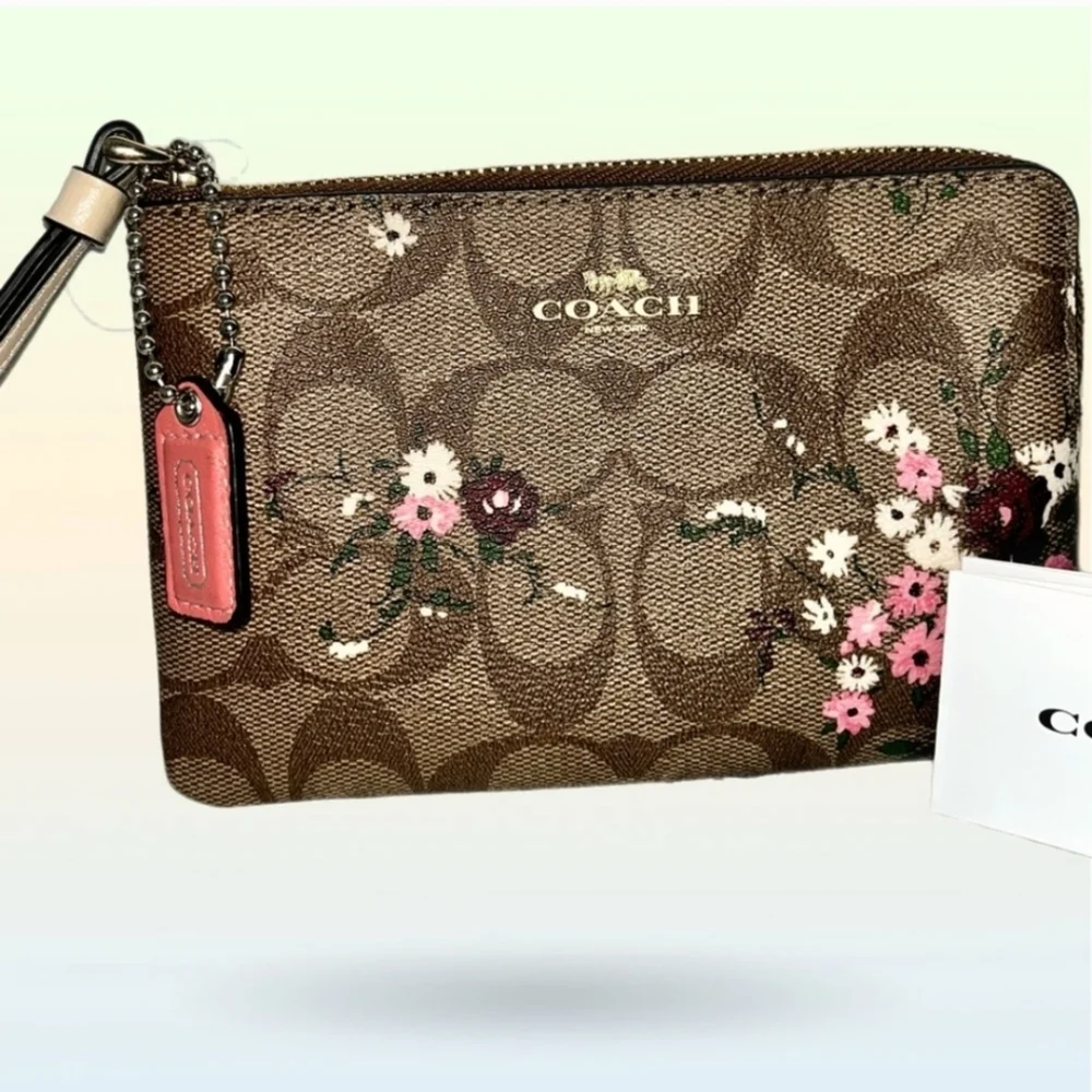 COACH CORNER ZIP WRISTLET IN SIGNATURE CANVAS WITH EVERGREEN FLORAL PRINT - Picture 2 of 5